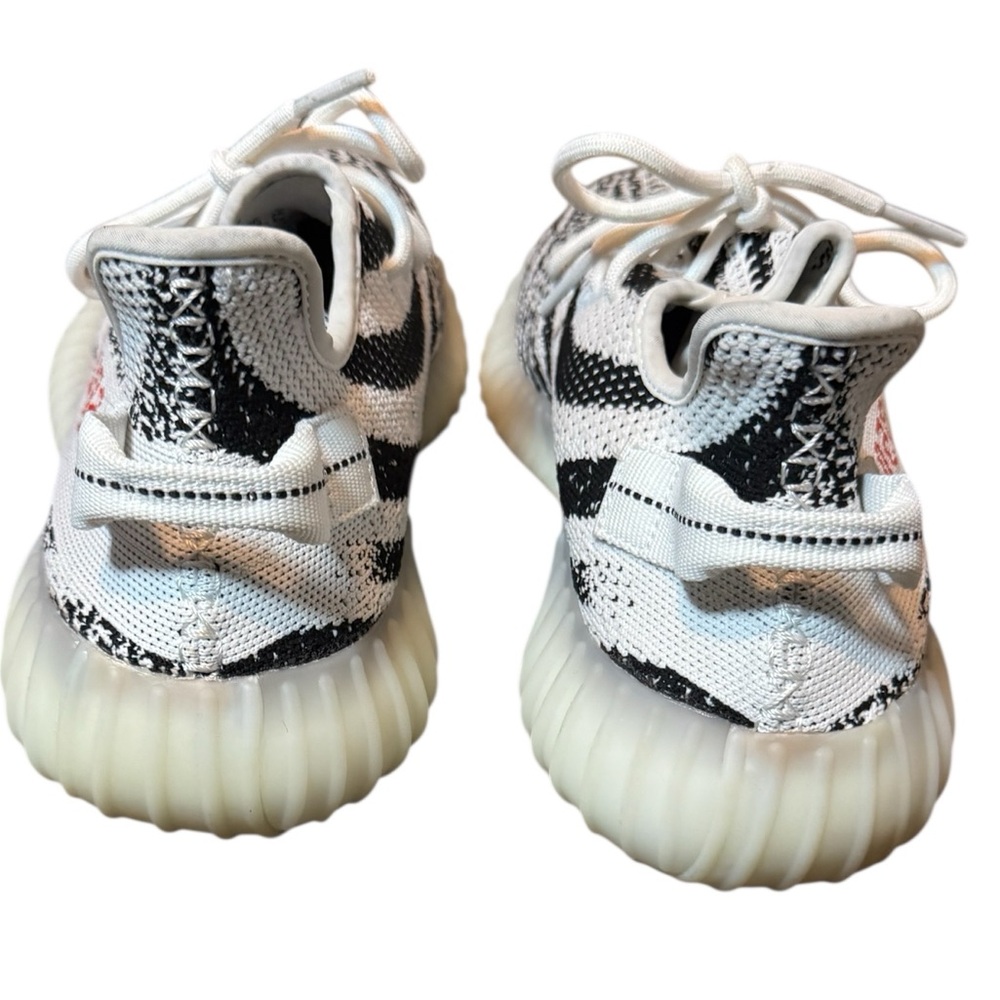 Adidas Yeezy Boost 360 V2 Zebra Print Black White Sneakers Size 11.5 - Picture 5 of 9